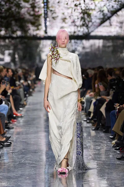 Look 55